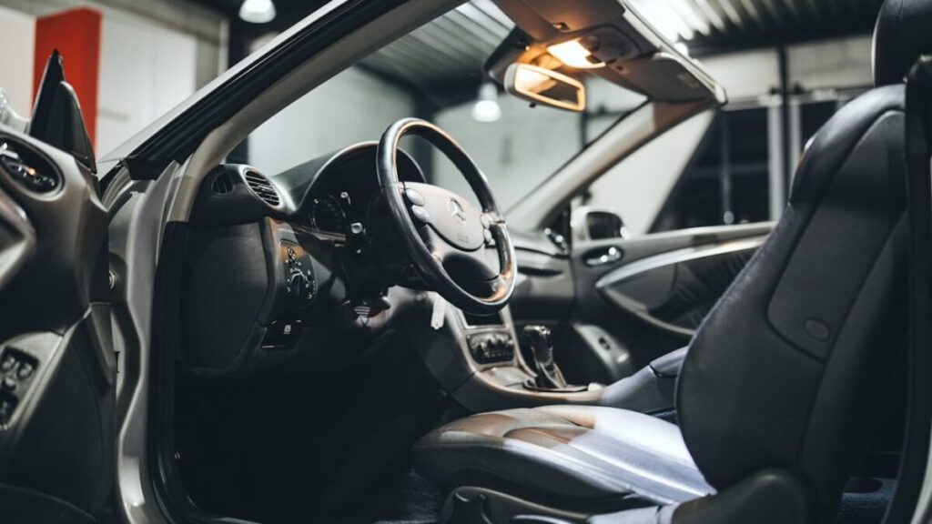 how to lower car insurance premiums USA